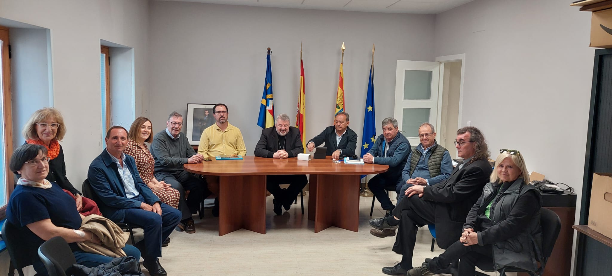 Visita Arzobispo Zaragoza a Las Pedrosas